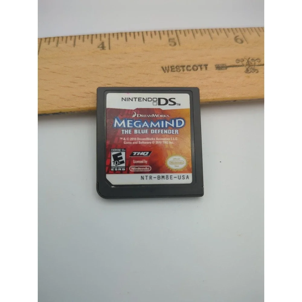 Harry Potter Deathly Hallows MEGAMIND Blue‎ Defender for Nintendo DS Lot of 2